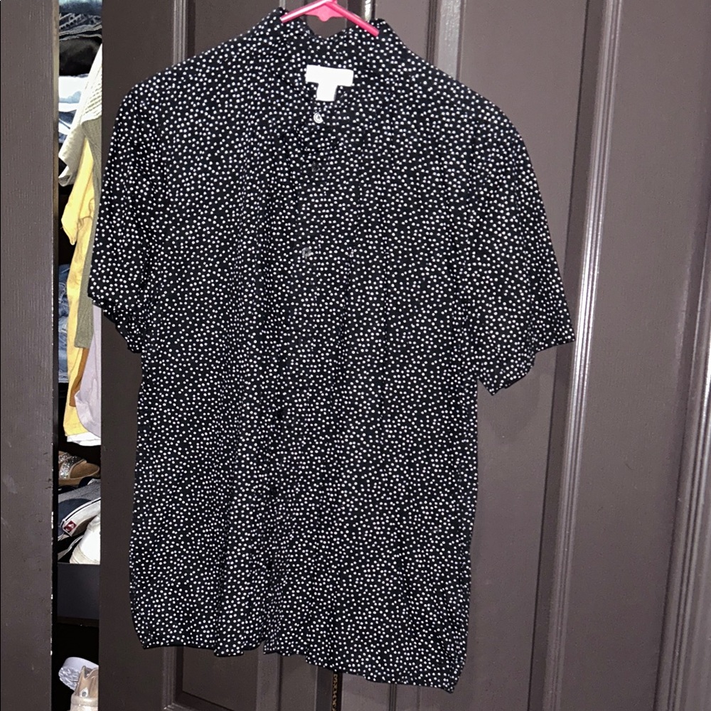 Calvin Klein Black and White Dotted Casual Shirt